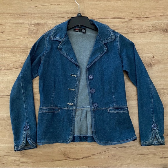 emergency exit Other - Vintage girl's jean jacket with slight flare size 16